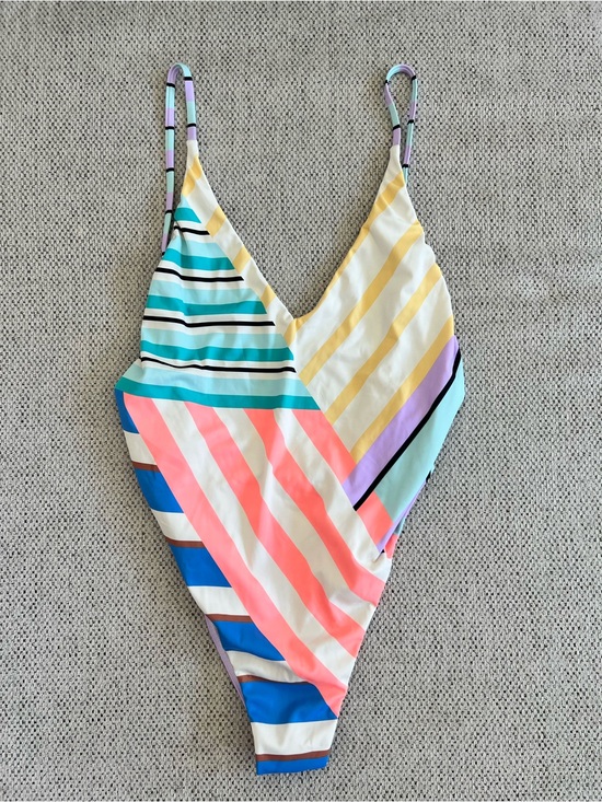Billabong Other - 🌊 𝑺𝒆𝒂𝒔𝒊𝒅𝒆 𝑺𝒕𝒓𝒊𝒑𝒆𝒔 Billabong